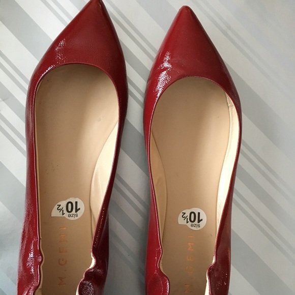 red patent leather flat shoes